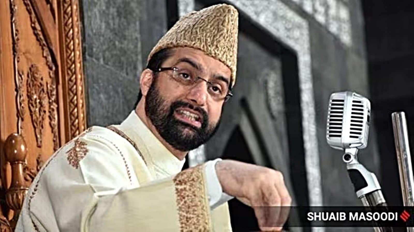 Mirwaiz alleges ‘coercion by authorities’ over Hurriyat tag on X, says he was stopped from leading prayers