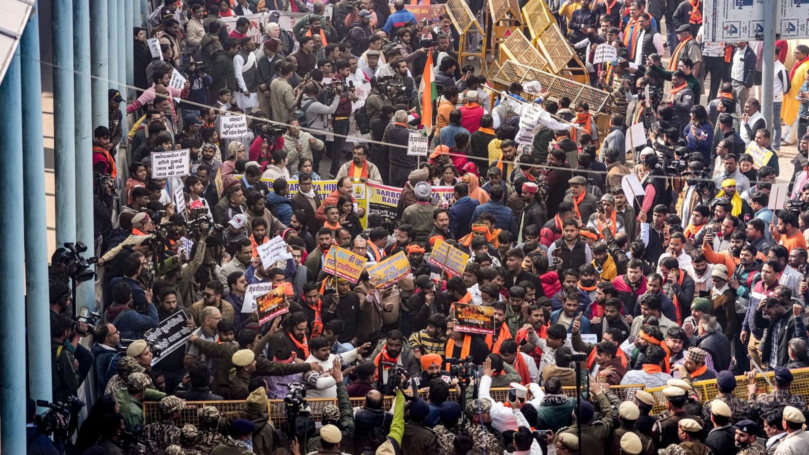Protesters break barricades outside Bangladesh High Commission in Delhi over violence against Hindus