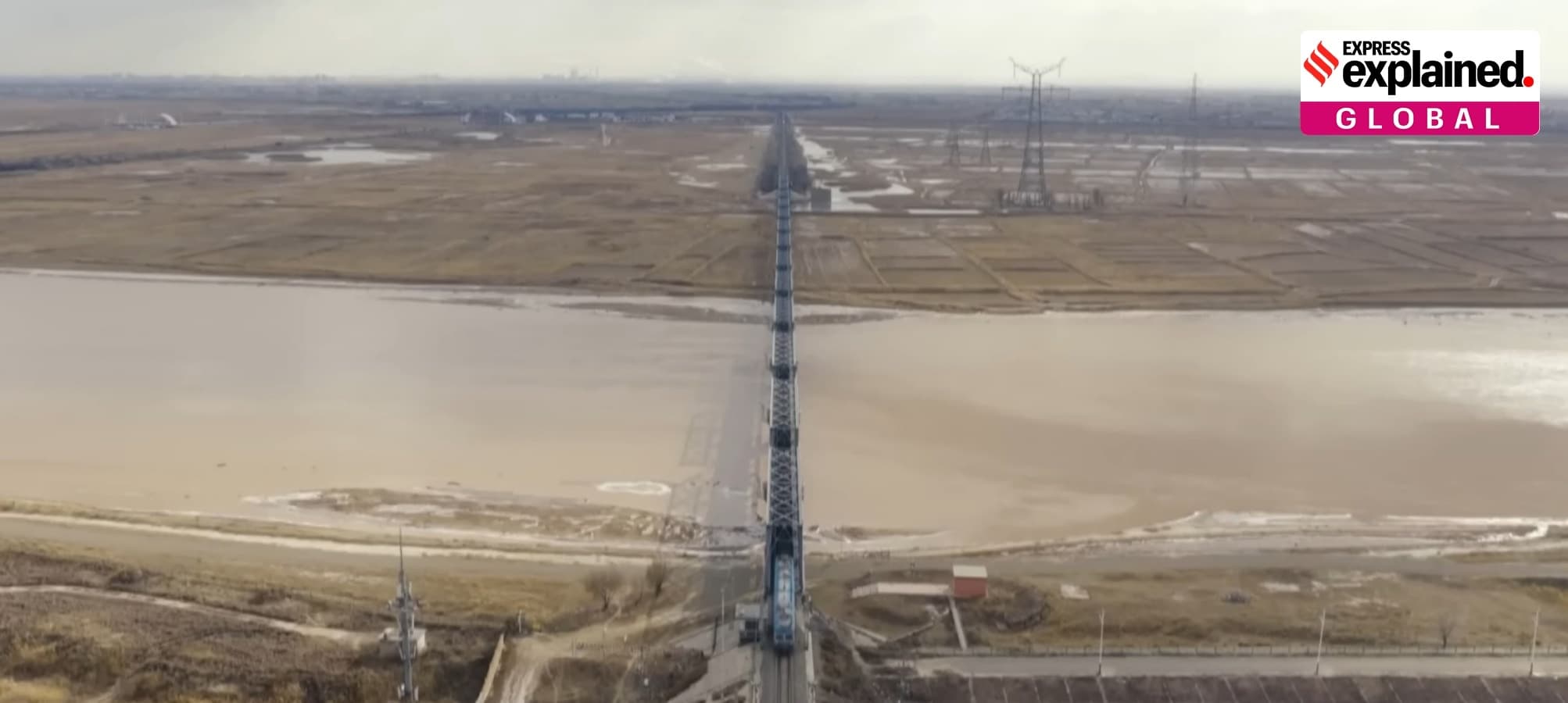 China wirelessly linked seven freight trains for a test run. The tech could reshape freight operations