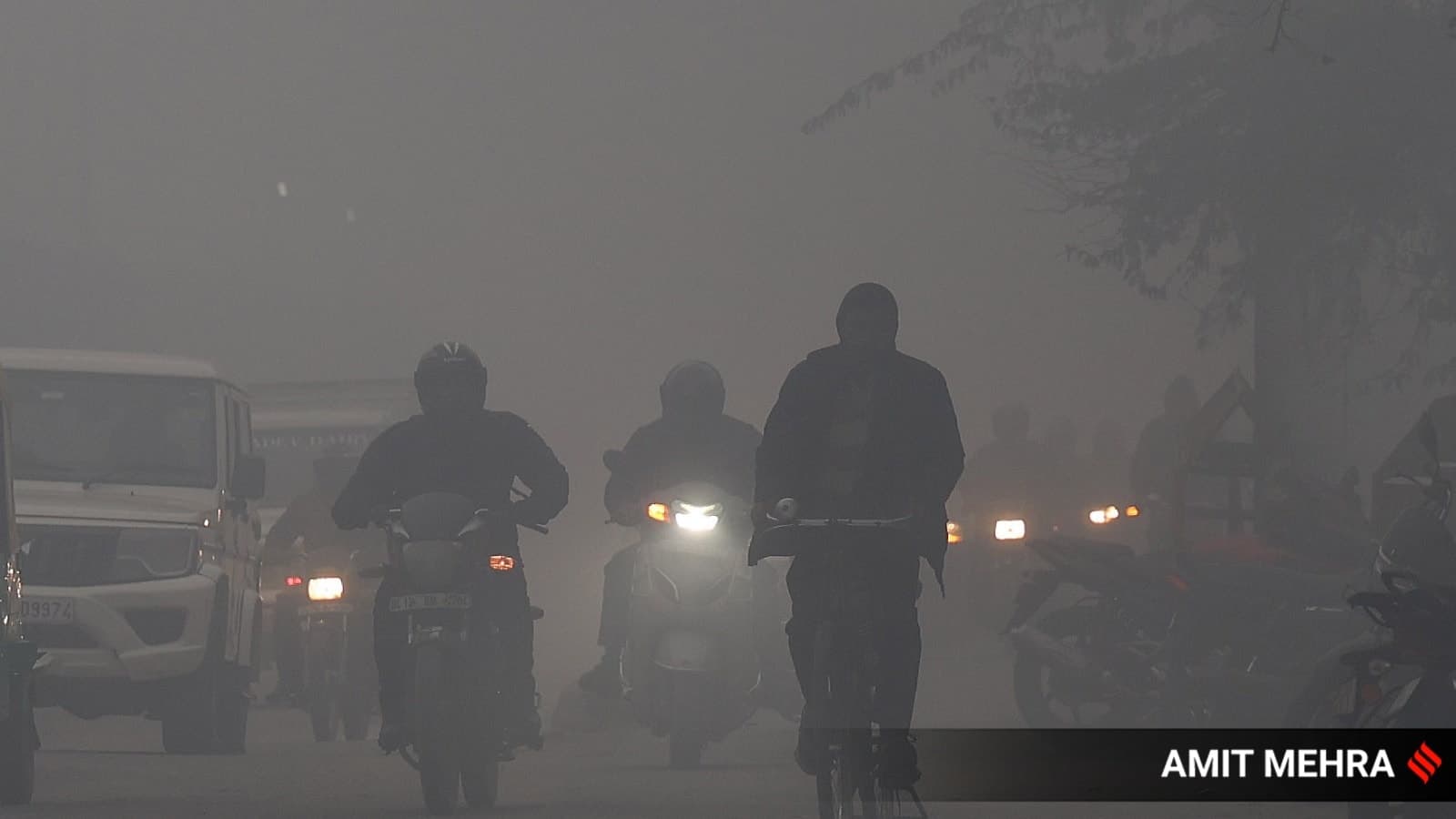 Dense fog, cold wave conditions continue to prevail over parts of North India; flight ops impacted