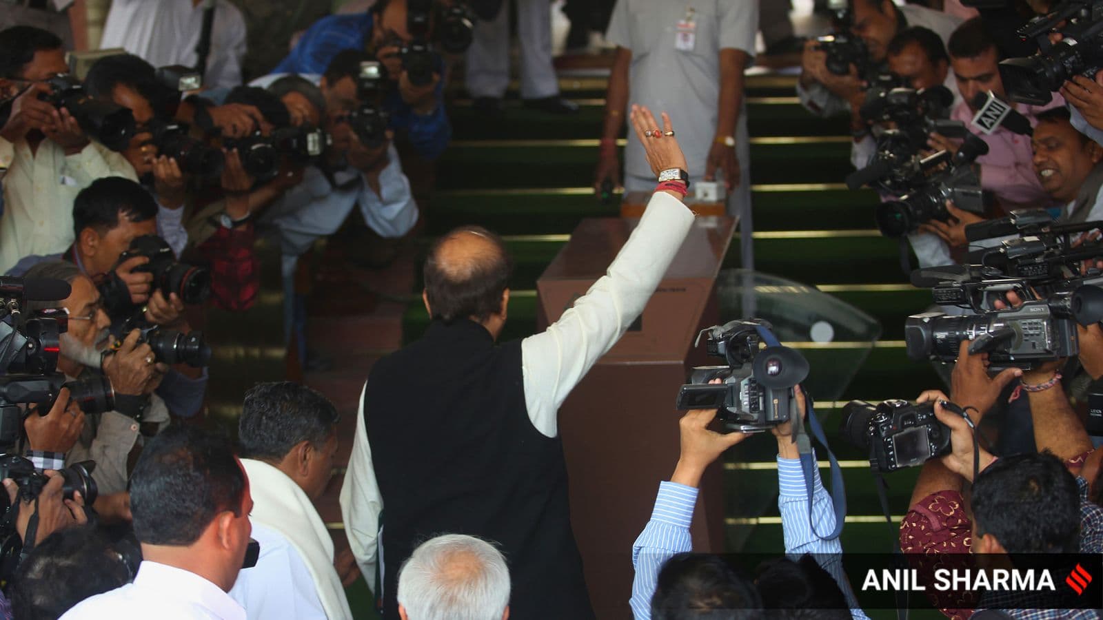 When a Railway Minister had to resign after hiking train fare