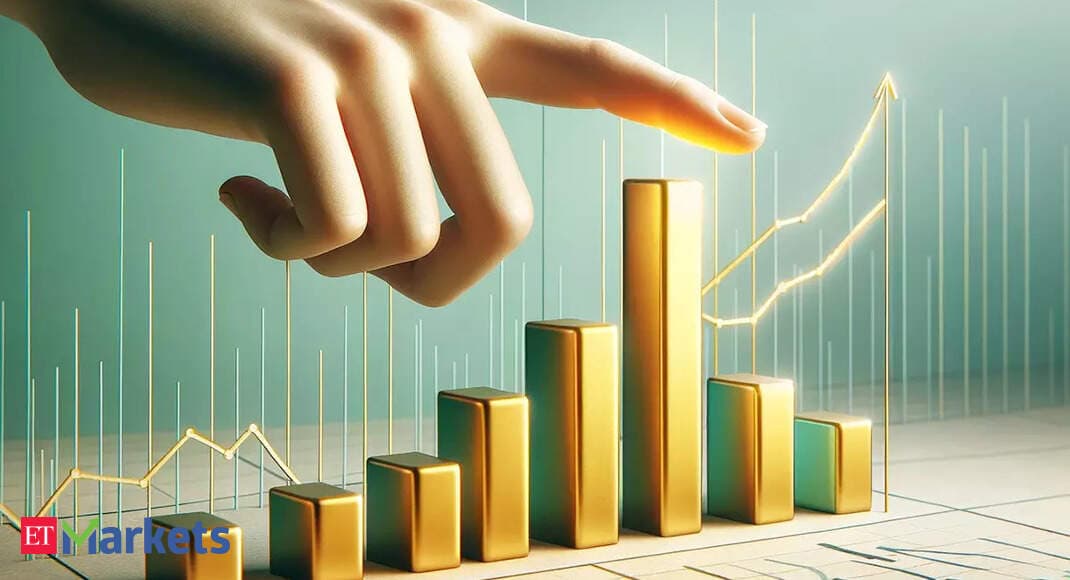 10 largecap stocks with strong net profit growth in Q2 FY26