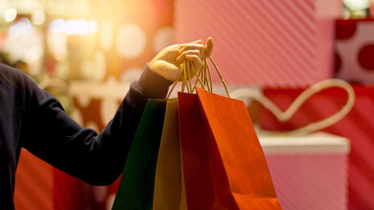 Santa, stars and sparkling trees drive sales in Broadway while garments left in the cold this Christmas
