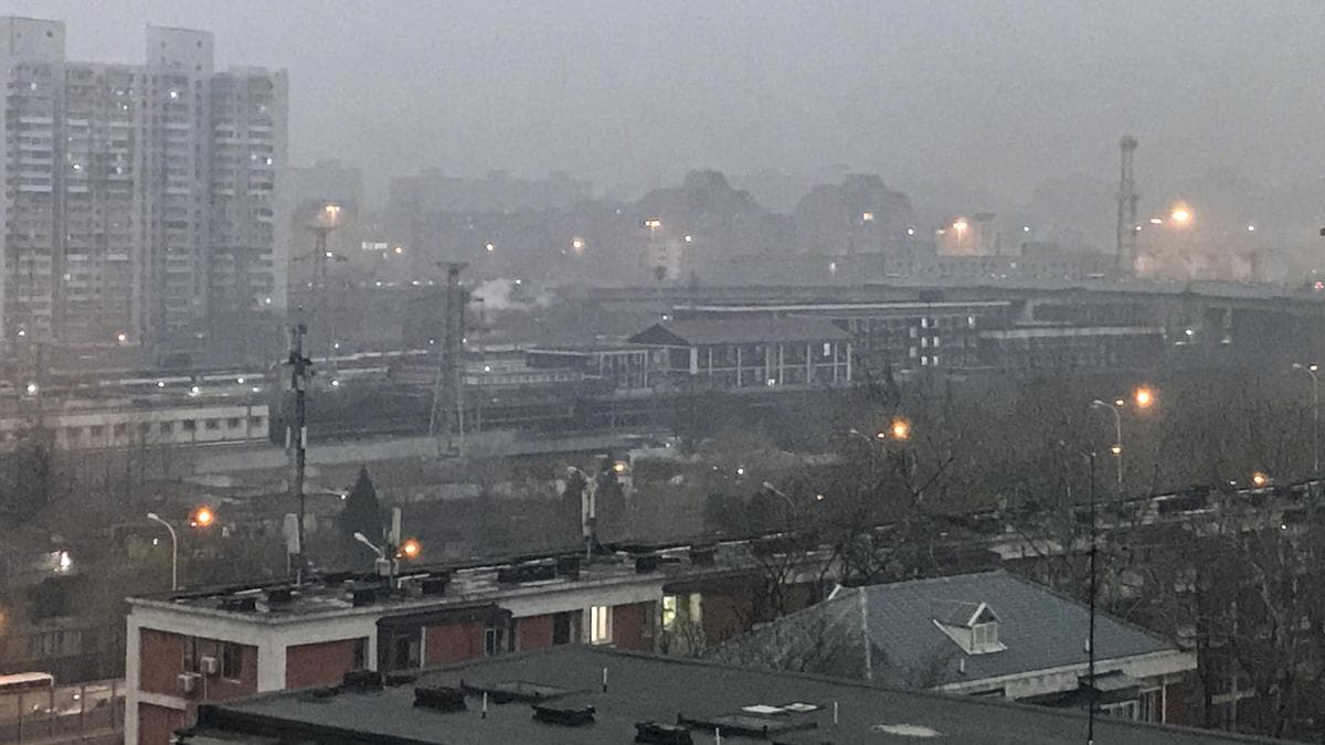 Rare smog spike hits Beijing after years of pollution clean-up