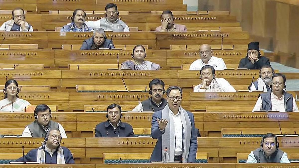 BJP MPs force adjournment in both Houses of Parliament over alleged threat to Modi