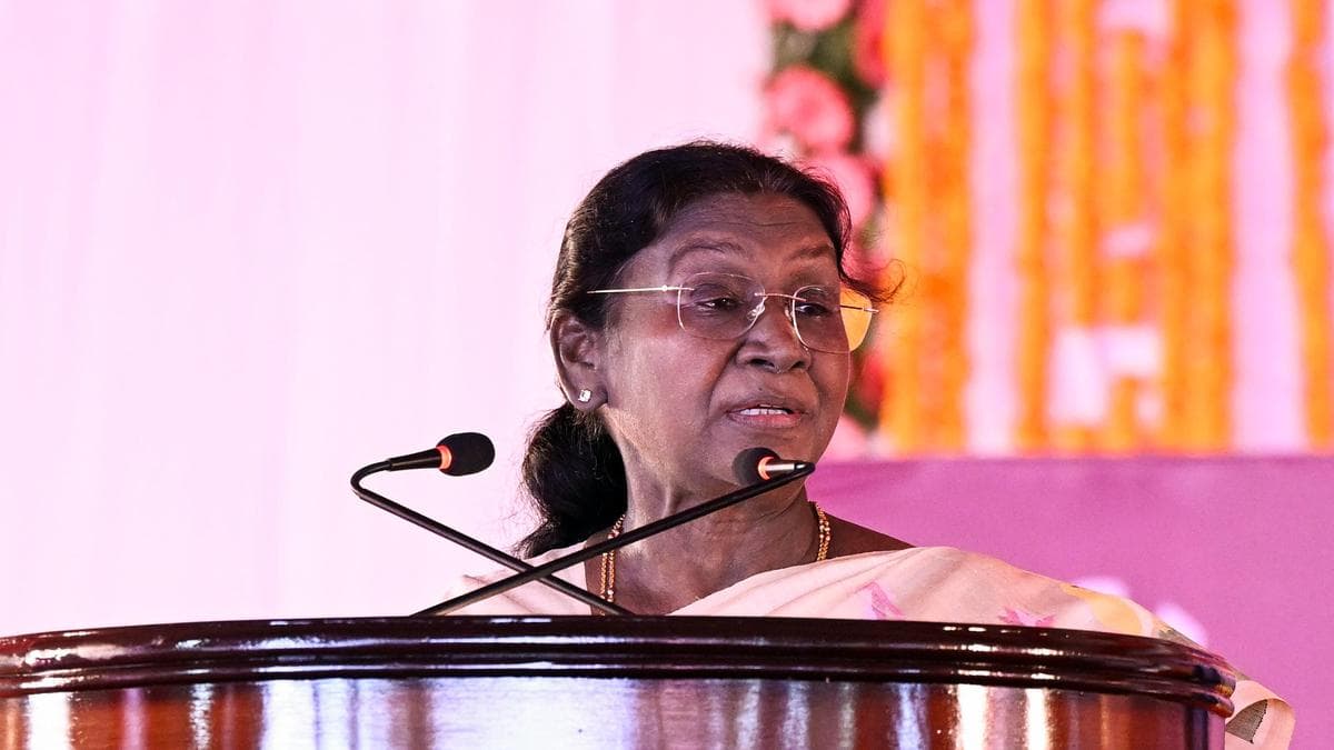 Citizens need not be passive observers, ‘Jan Bhagidari’ cornerstone of people-centric security: President