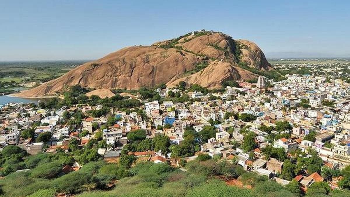 No empirical data available to prove stone pillar on Thirupparankundram hill is a deepathoon, T.N. tells HC