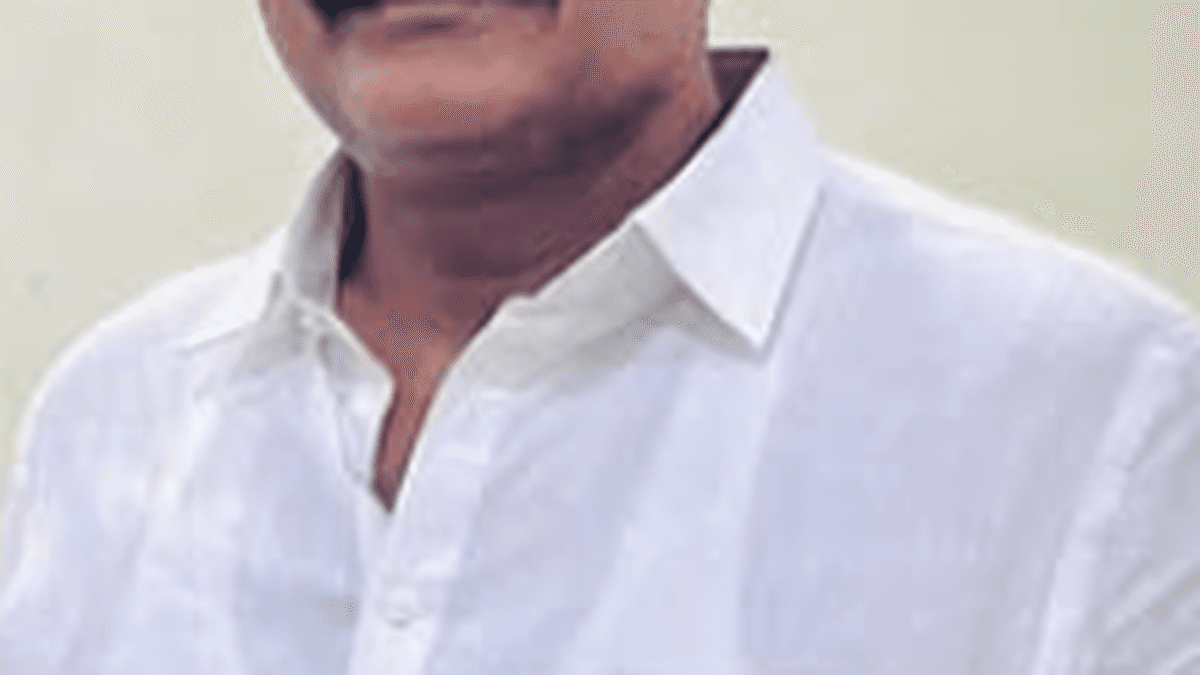 Nitish was being fatherly when he pulled hijab off doctor's face: Bihar Minister