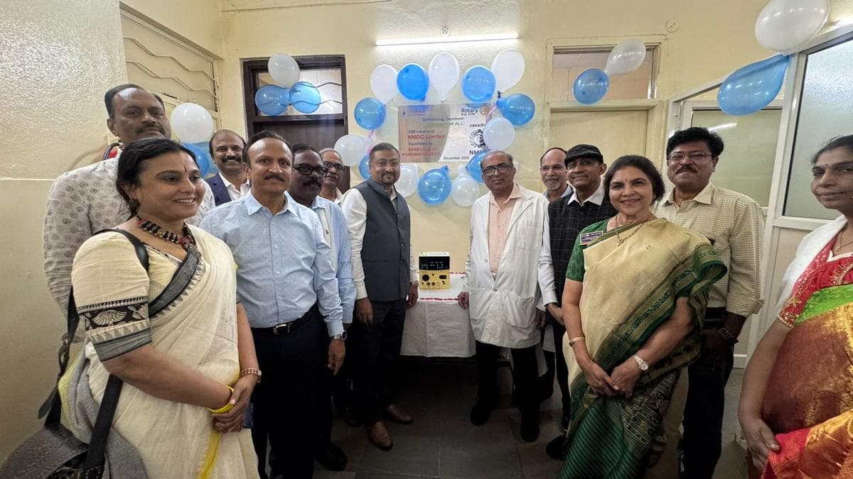 ₹26 lakh cataract machine donated to OGH