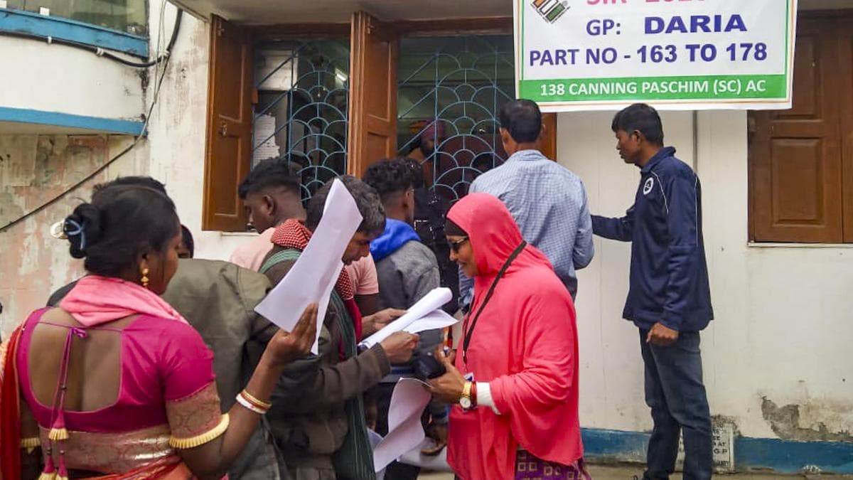 SIR hearings begin in Bengal, 32 lakh 'unmapped' voters to be covered