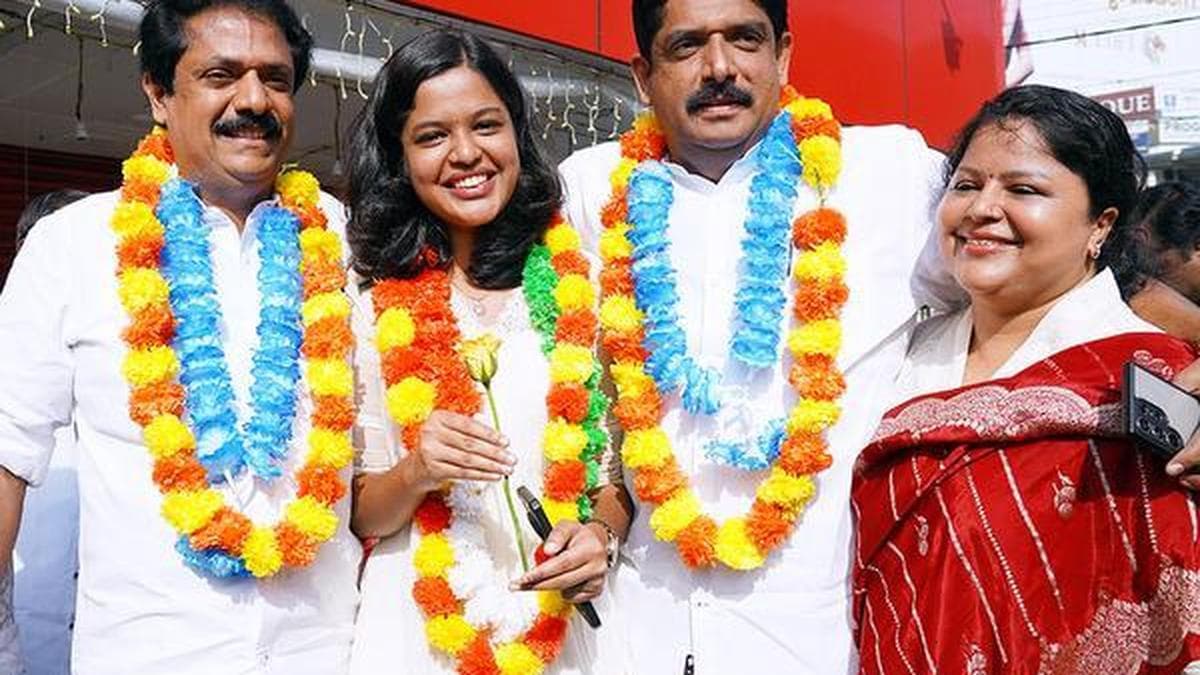 All eyes on Independent collective at Pala