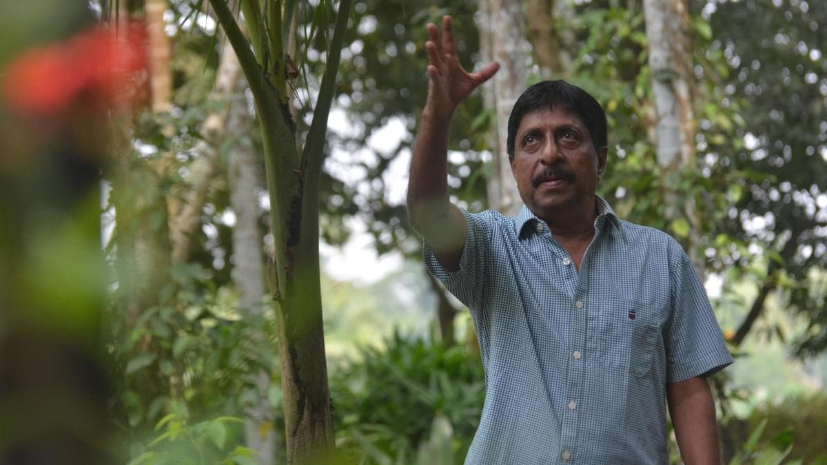 Renowned Malayalam actor-filmmaker Sreenivasan passes away | LIVE Updates