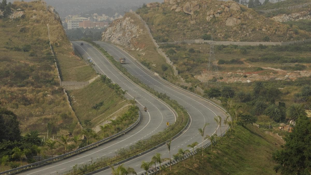 Karnataka High Court quashes notification of land for BMIC project for not awarding compensation from past 17 years