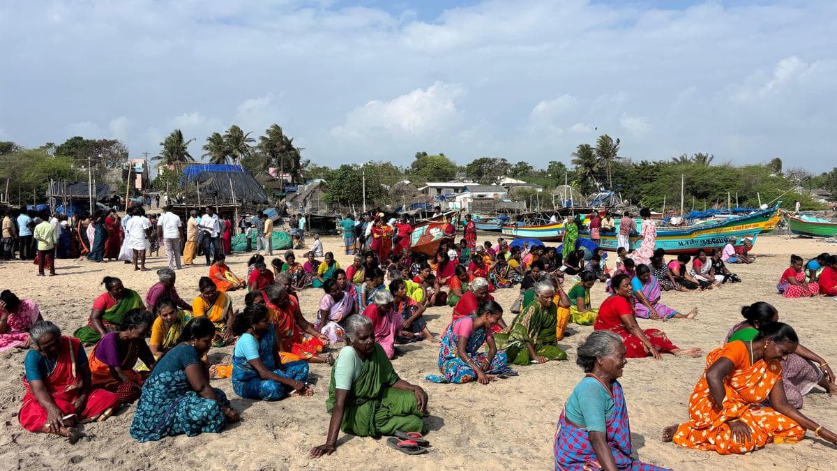 Lighting of candles, silent marches mark tsunami anniversary