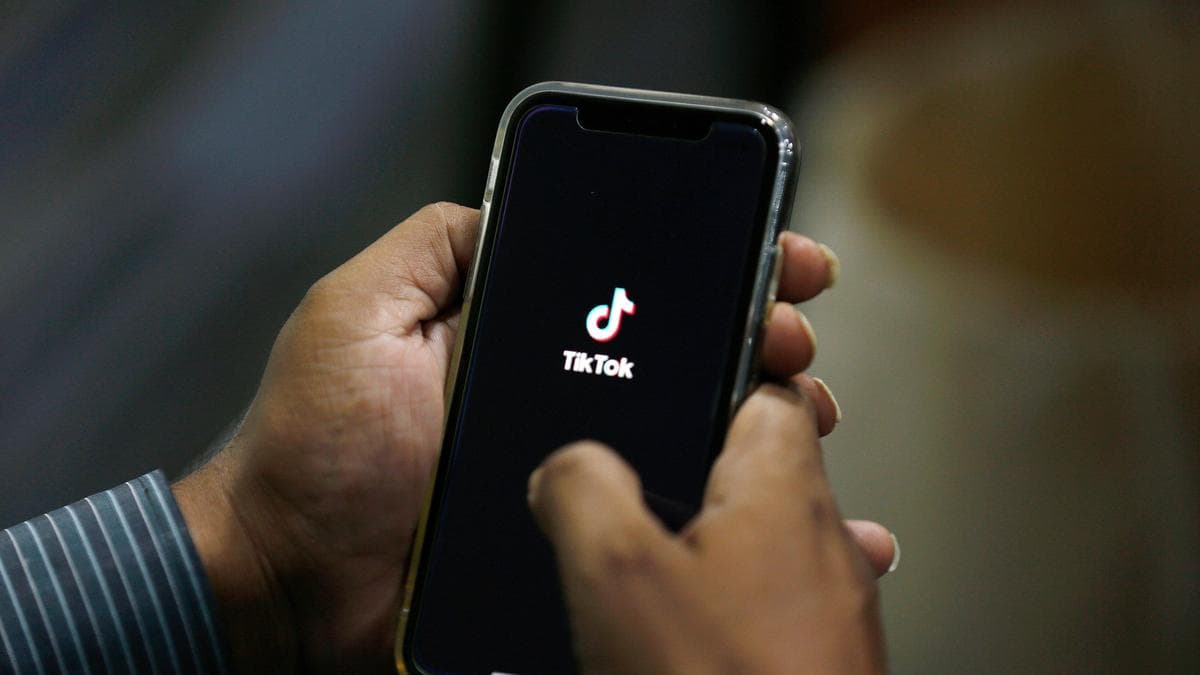 TikTok signs deal to sell U.S. unit to American investors, including Oracle, Silver Lake