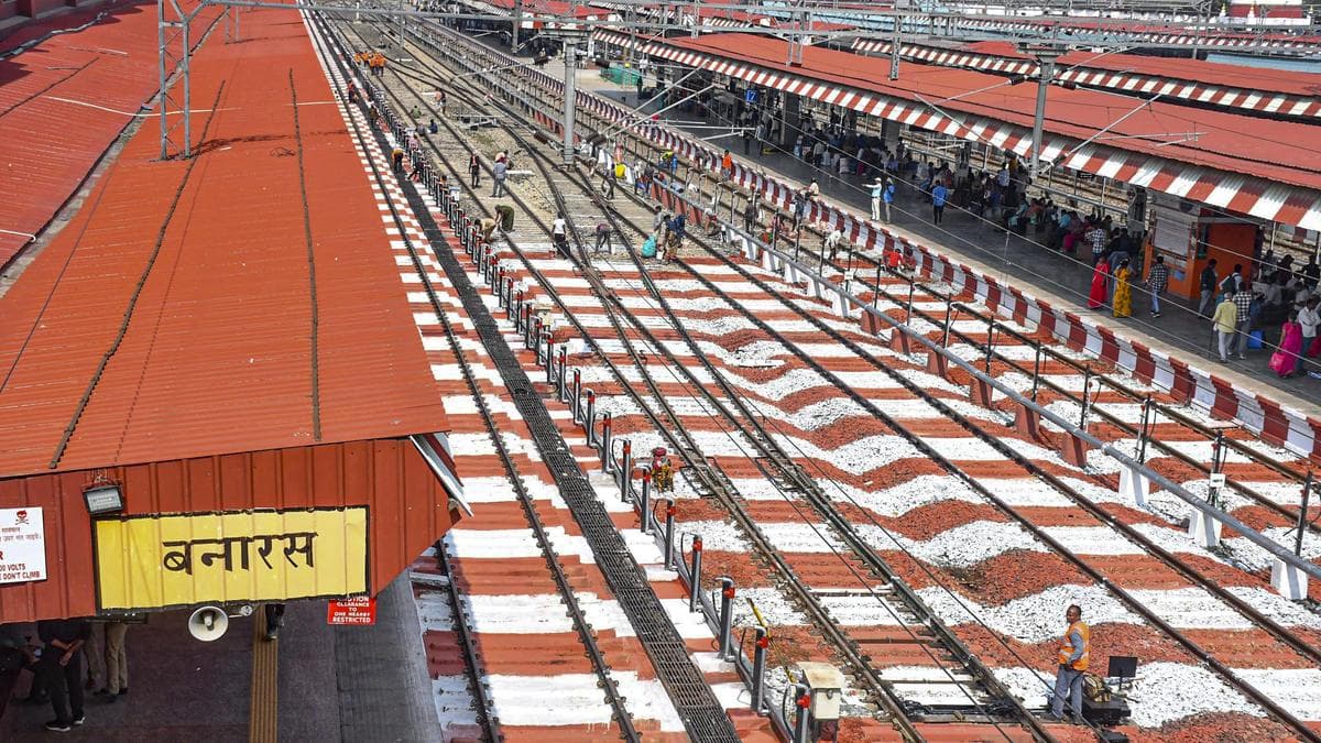 Rails users pitch for increasing frequency of trains to Kashi from T.N.