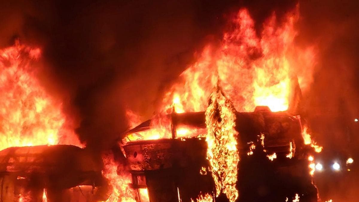 Karnataka bus accident: Five bus passengers, truck driver die in collision near Chitradurga