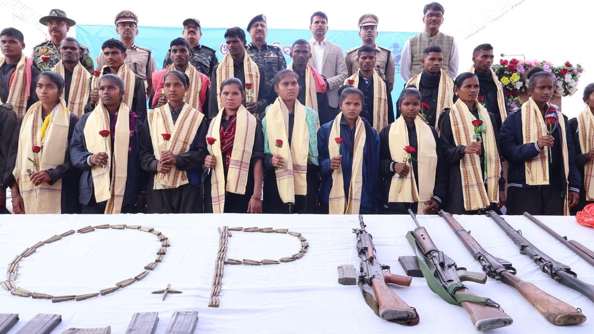 22 CPI (Maoist) cadres surrender in Odisha