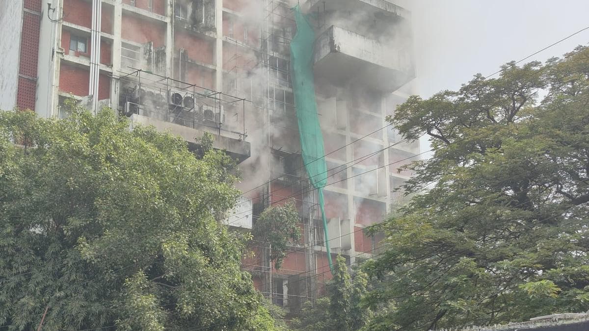 Fire breaks out at BSNL office on Anna Salai in Chennai