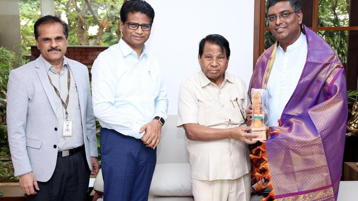Consul General meets VIT Chancellor