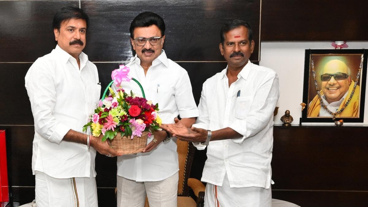 DMDK invites Stalin, Palaniswami to Vijayakant death anniversary event