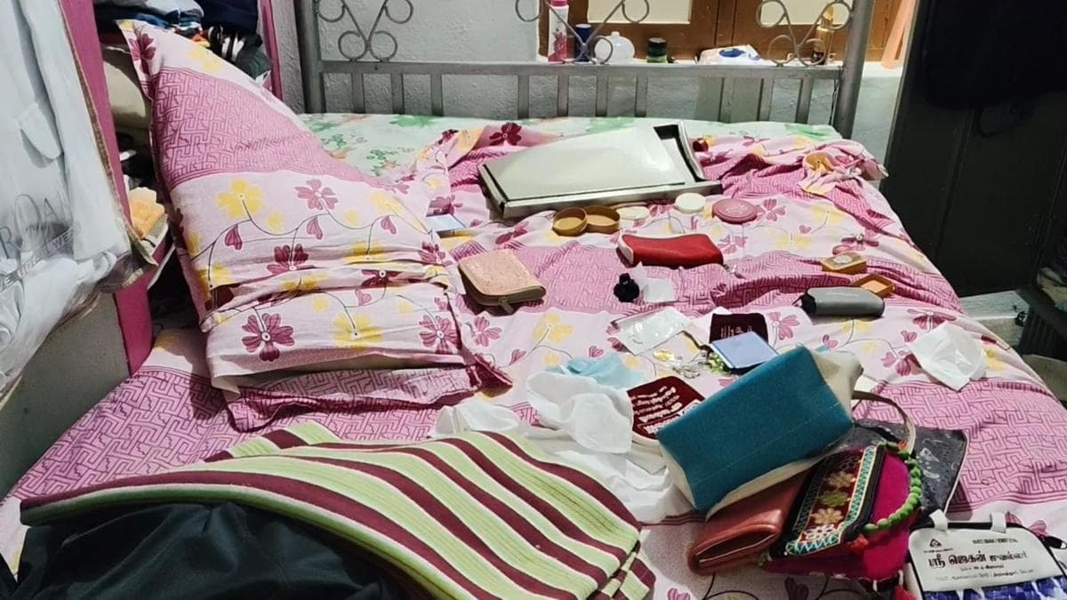 Government teacher’s house burgled in Jolarpet