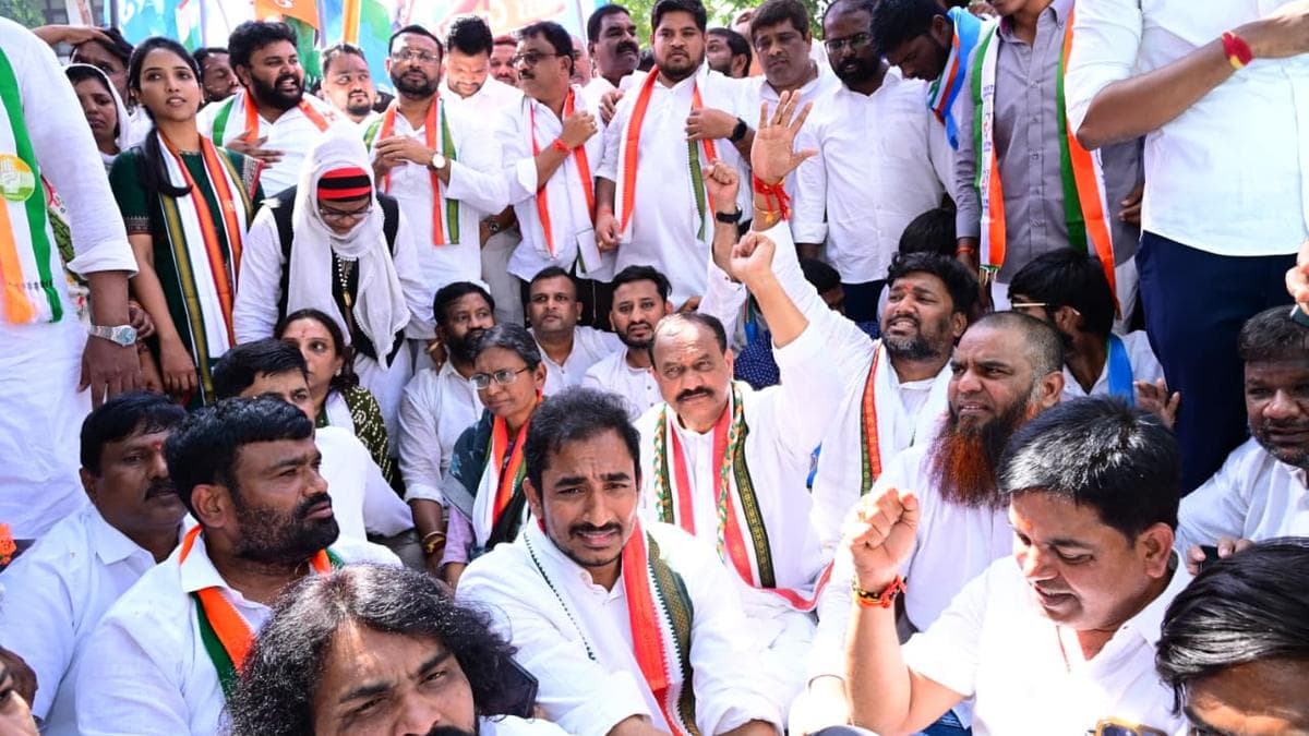 Congress holds protest against BJP on National Herald case